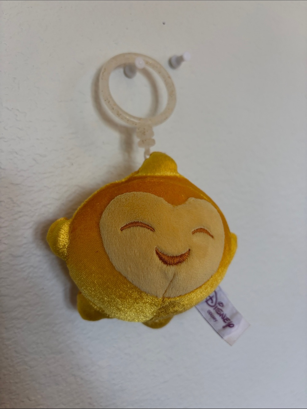 Scentsy Disney Buddy Clip Wish Star Yellow Smiling Plush Clip-On Scented